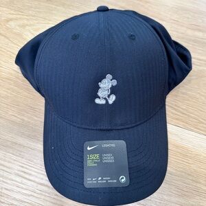 *NWT* Nike Legacy91 Dri-Fit Mickey Cap
